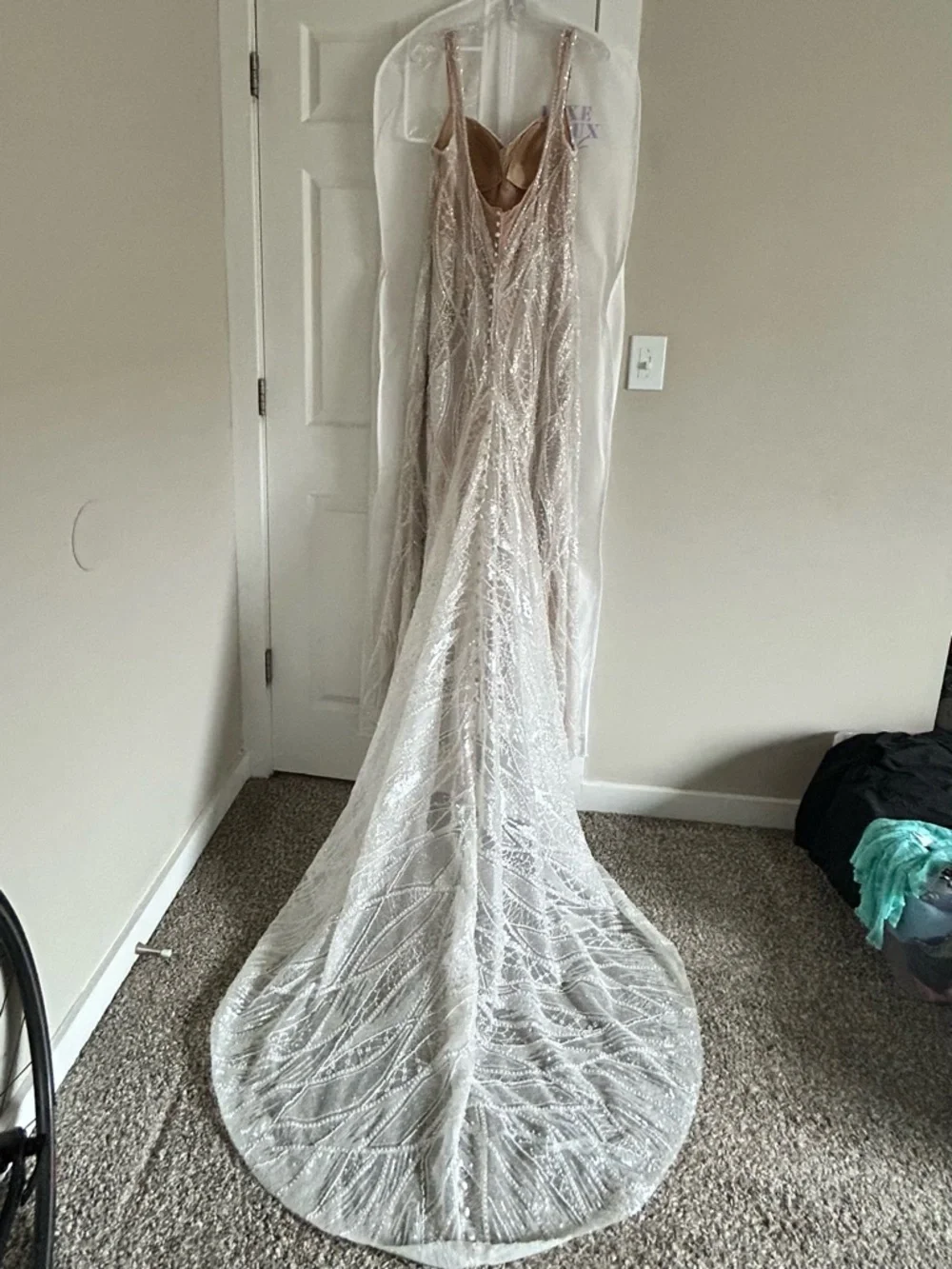 Madison James, Kia Size 12 Wedding Dress - Picture 3 of 7
